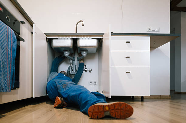 Professional Pipe Repair technician working in Blackey, KY